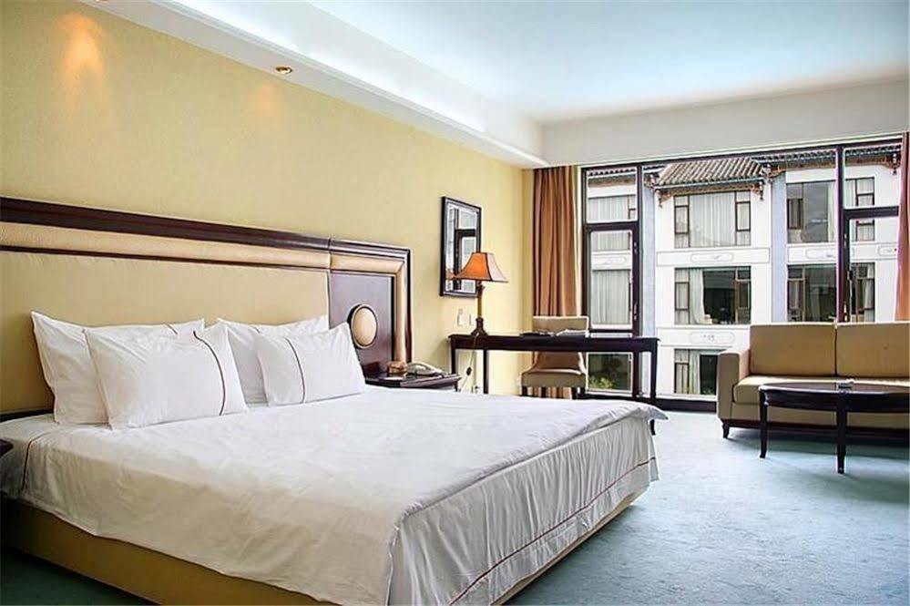Regent Hotel Dali  Esterno foto